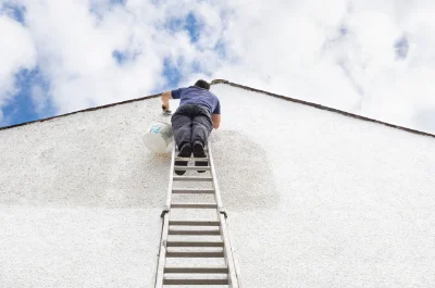 Peinture extérieure à la Garnache — façades et ravalement